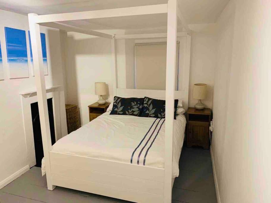 Cosy Private Cottage Near Beach Ilfracombe Ngoại thất bức ảnh